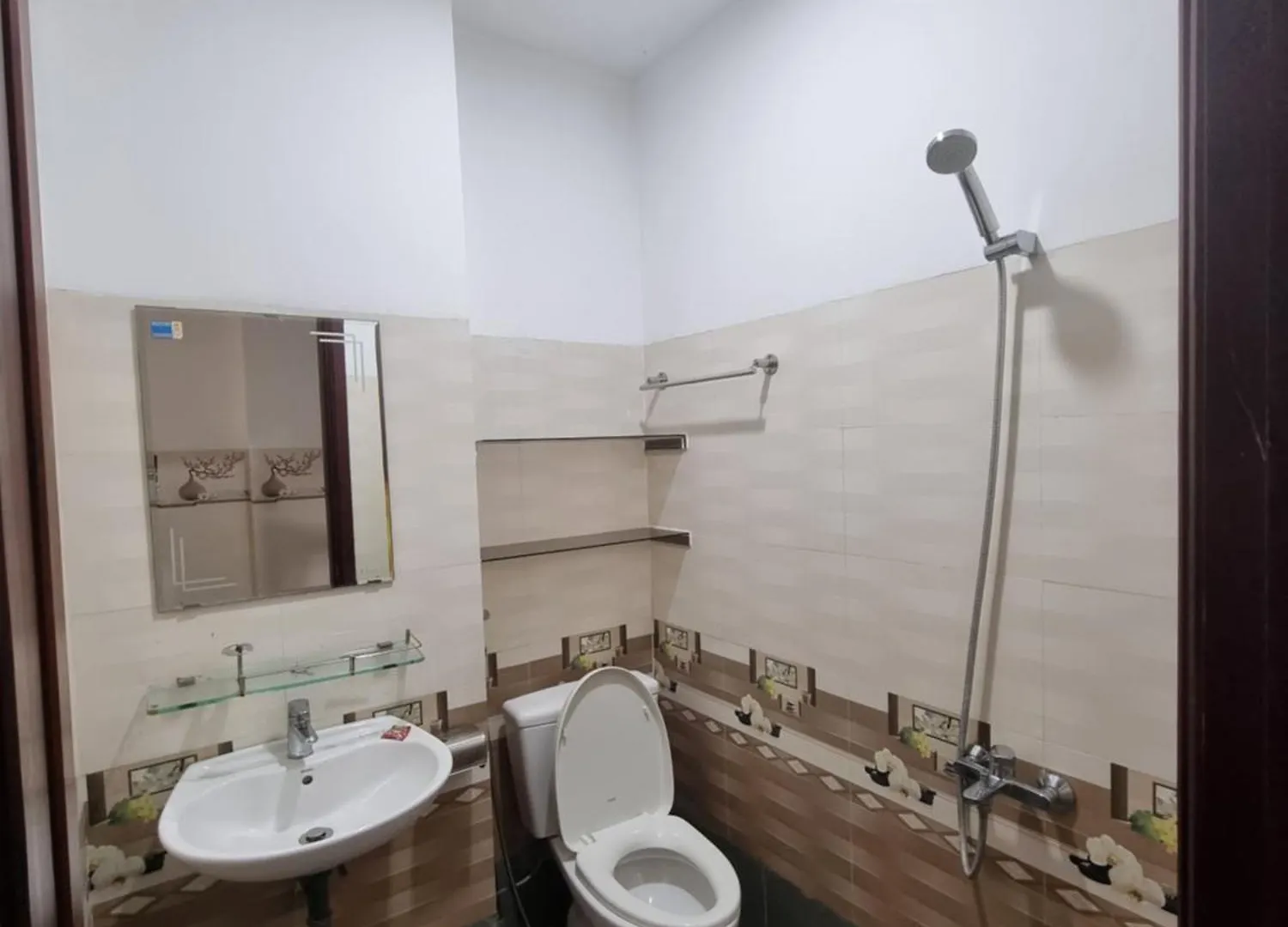 Phong Tro Day Du Tien Nghi Gan Bien Man Thai Da Nang Hostel